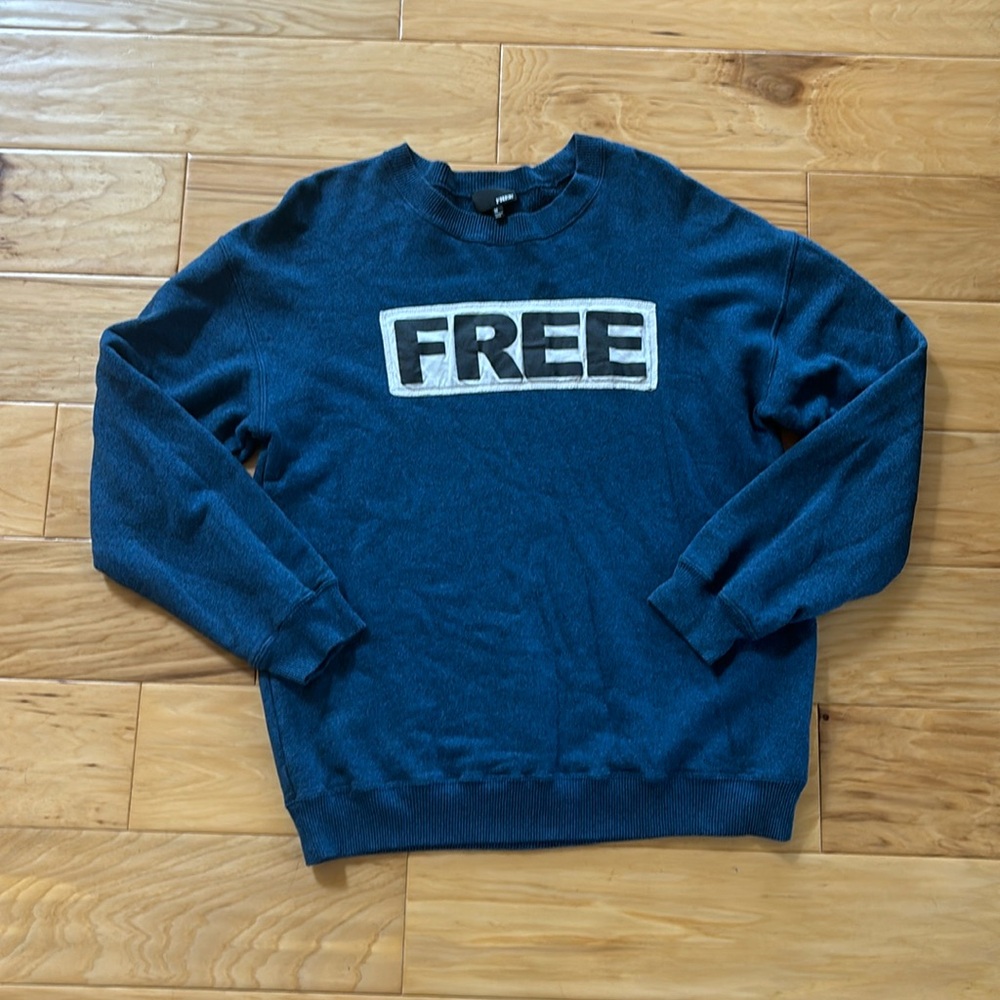 Aritzia Wilfred Free Crewneck